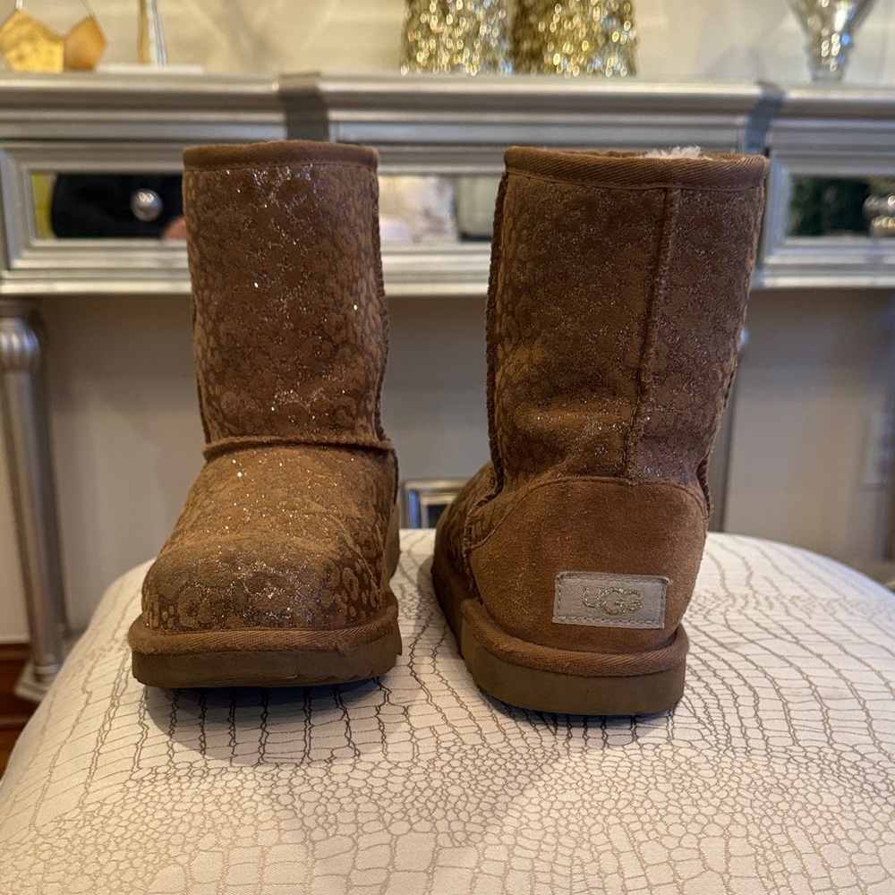 UGG Classic II Tan Glitter Leopard Print Boots